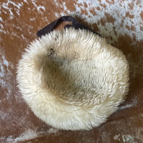 Yves Saint Laurent Russian 1967 Haute Couture lamb Hat Yves Saint Laurent Russian 1967 Haute Couture lamb Hat main image 4